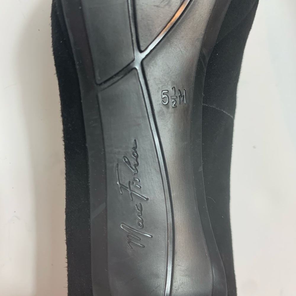 Marc Fisher | Rounded Toe Pumps - Picture 5 of 5